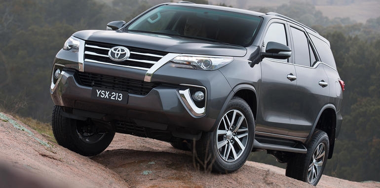 2016 Toyota Fortuner - Australia